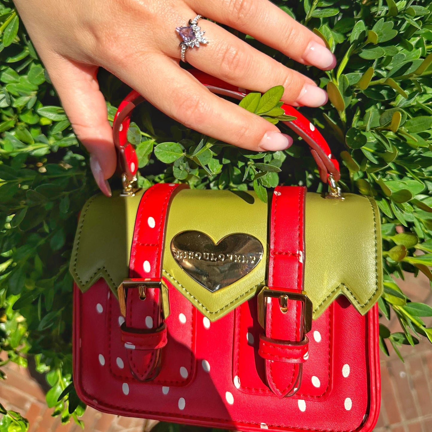 PRE-ORDER: Strawberry Purses